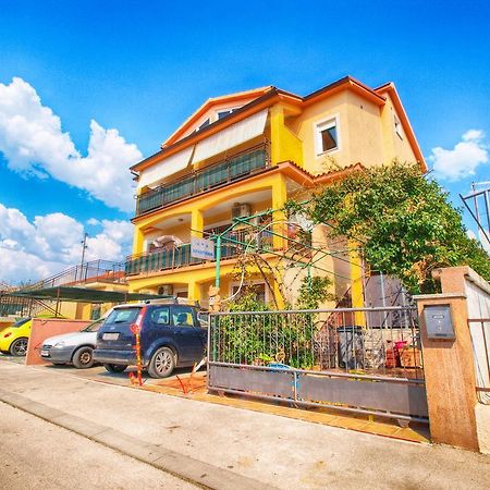 Apartment Snezana 1200 Fažana Exterior foto